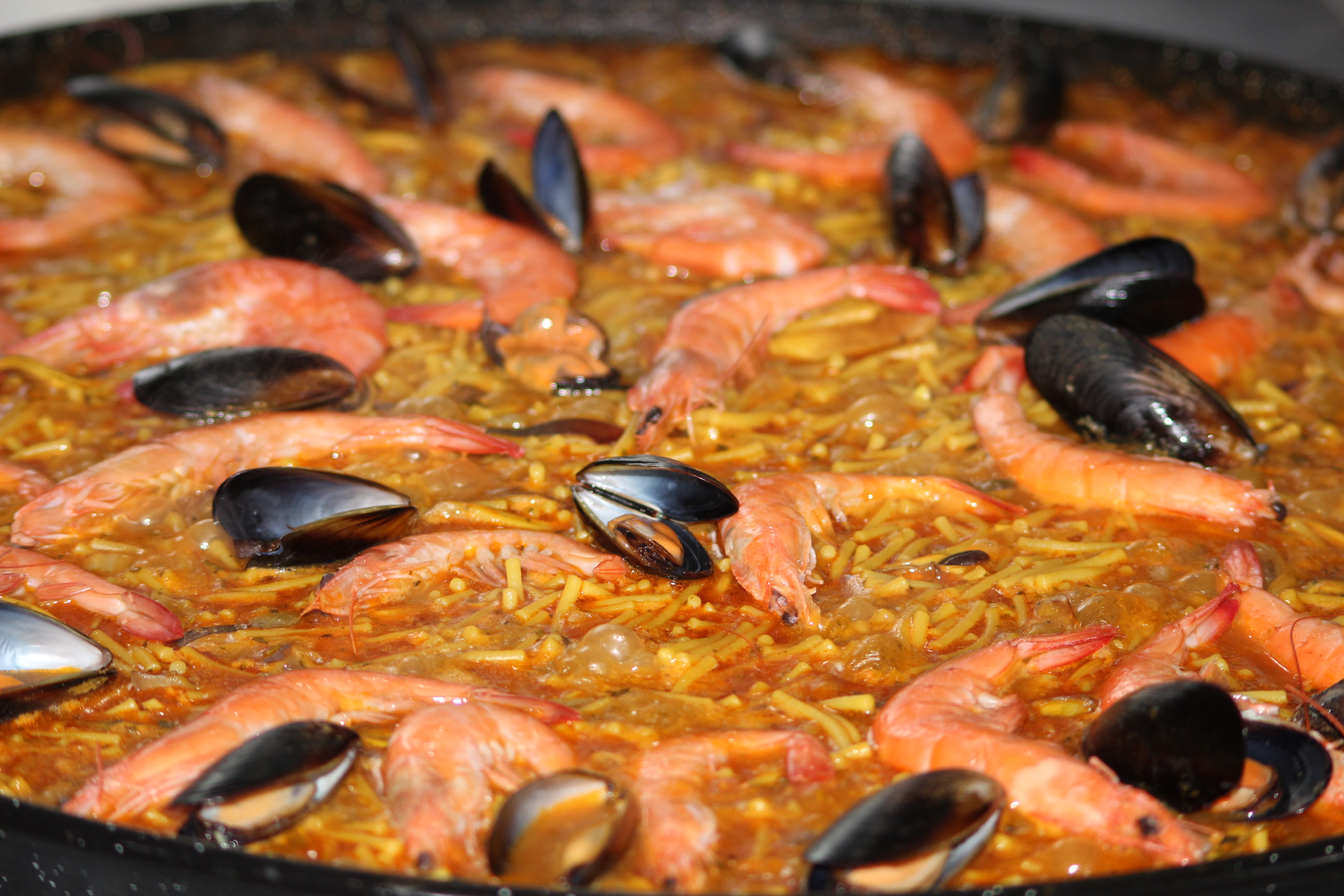 Fideua